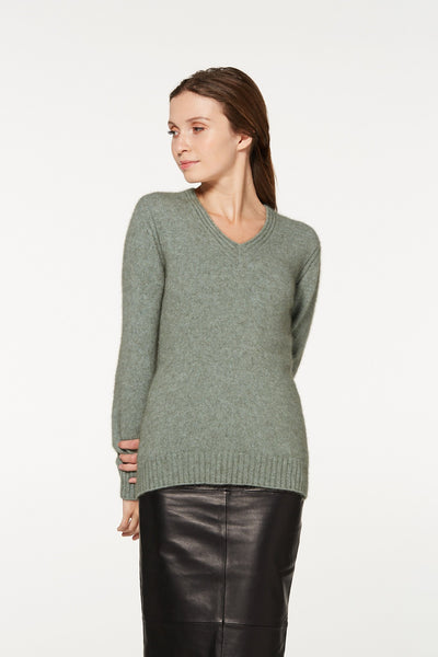 Possum Merino V neck